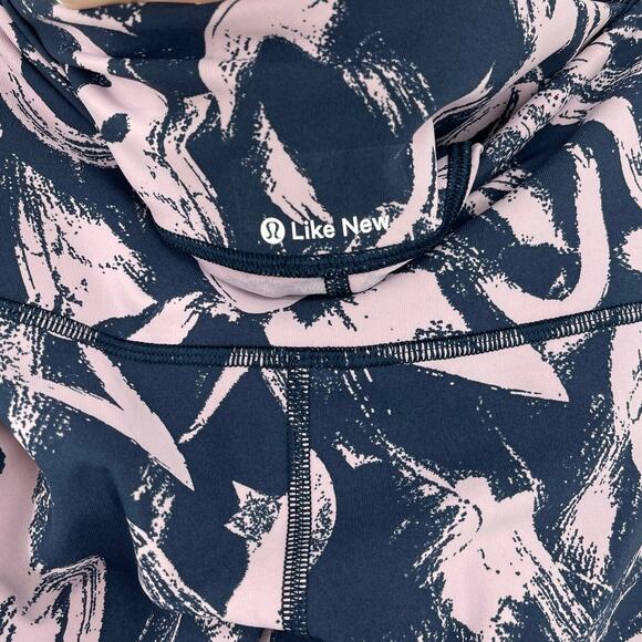 Lululemon Wunder Under HR Tight 28" Full On Luxtreme True Navy Size 4 - Picture 8 of 9